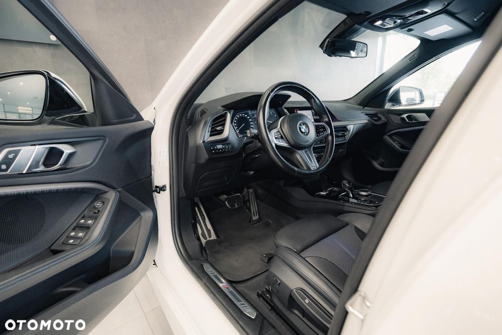 BMW Seria 1 118d M Sport - 10
