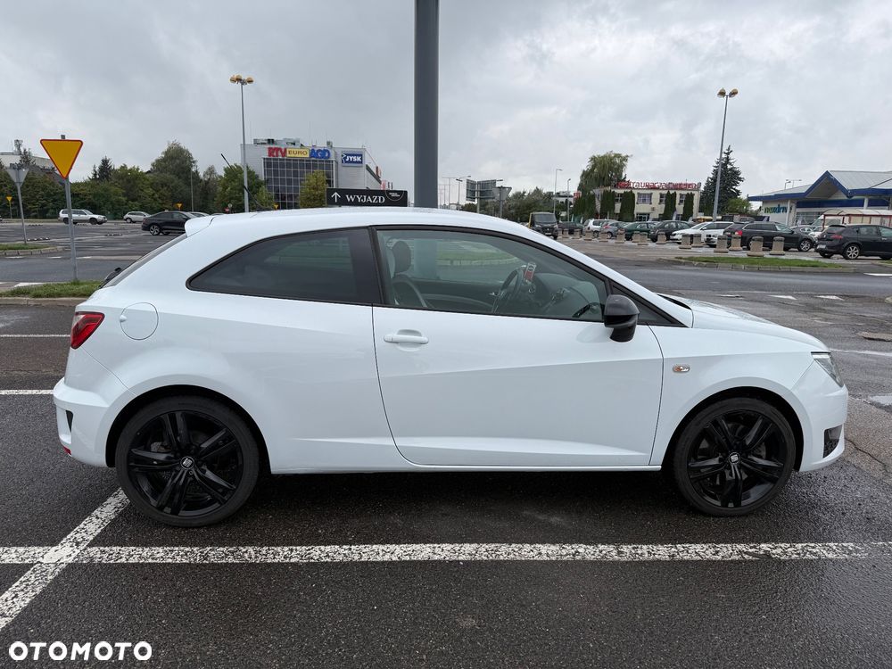 Seat Ibiza SC 1.8 TSI S&S Cupra - 4