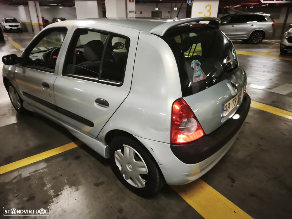 Renault Clio 1.2 Confort Authentique - 6