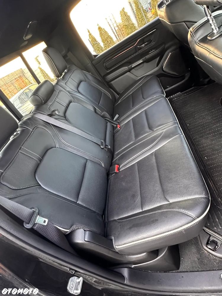 RAM 1500 5.7 Crew Cab Limited - 26