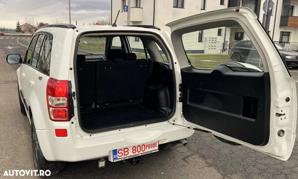 Suzuki Grand Vitara 1.9 DDiS Comfort DPF - 15