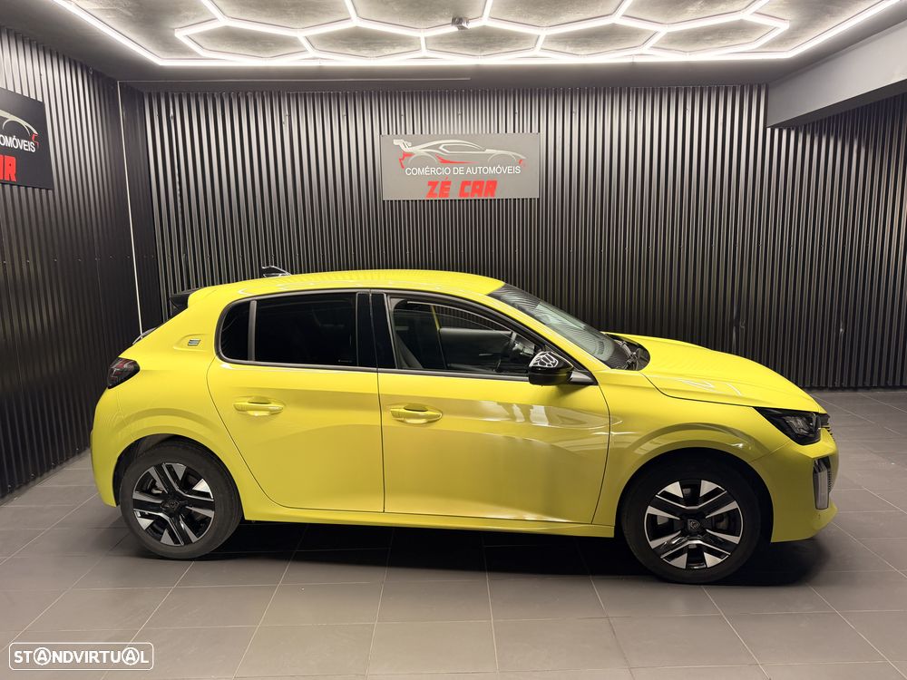 Peugeot e-208 Allure - 3