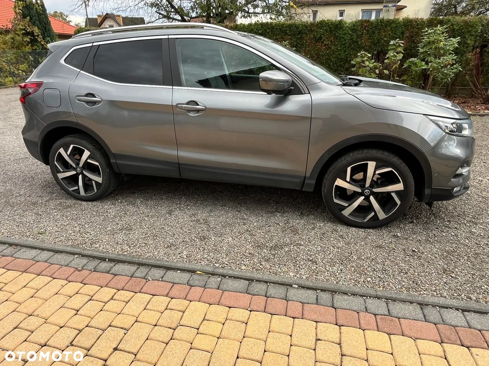 Nissan Qashqai 1.3 DIG-T TEKNA - 3