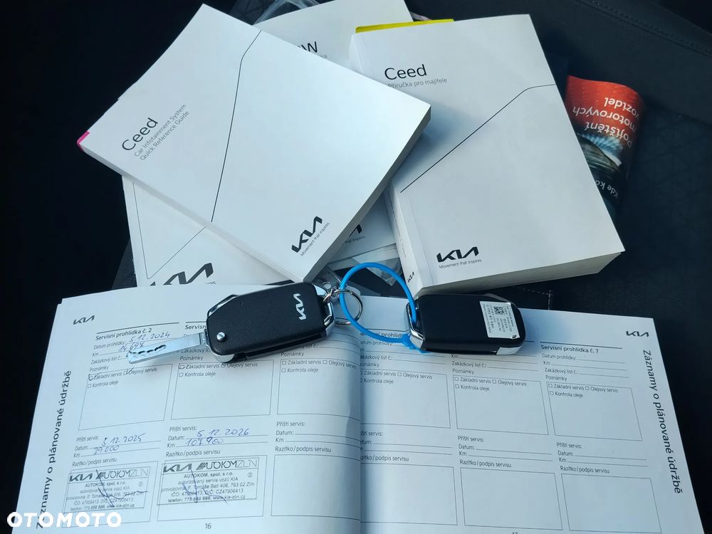 Kia Ceed - 14