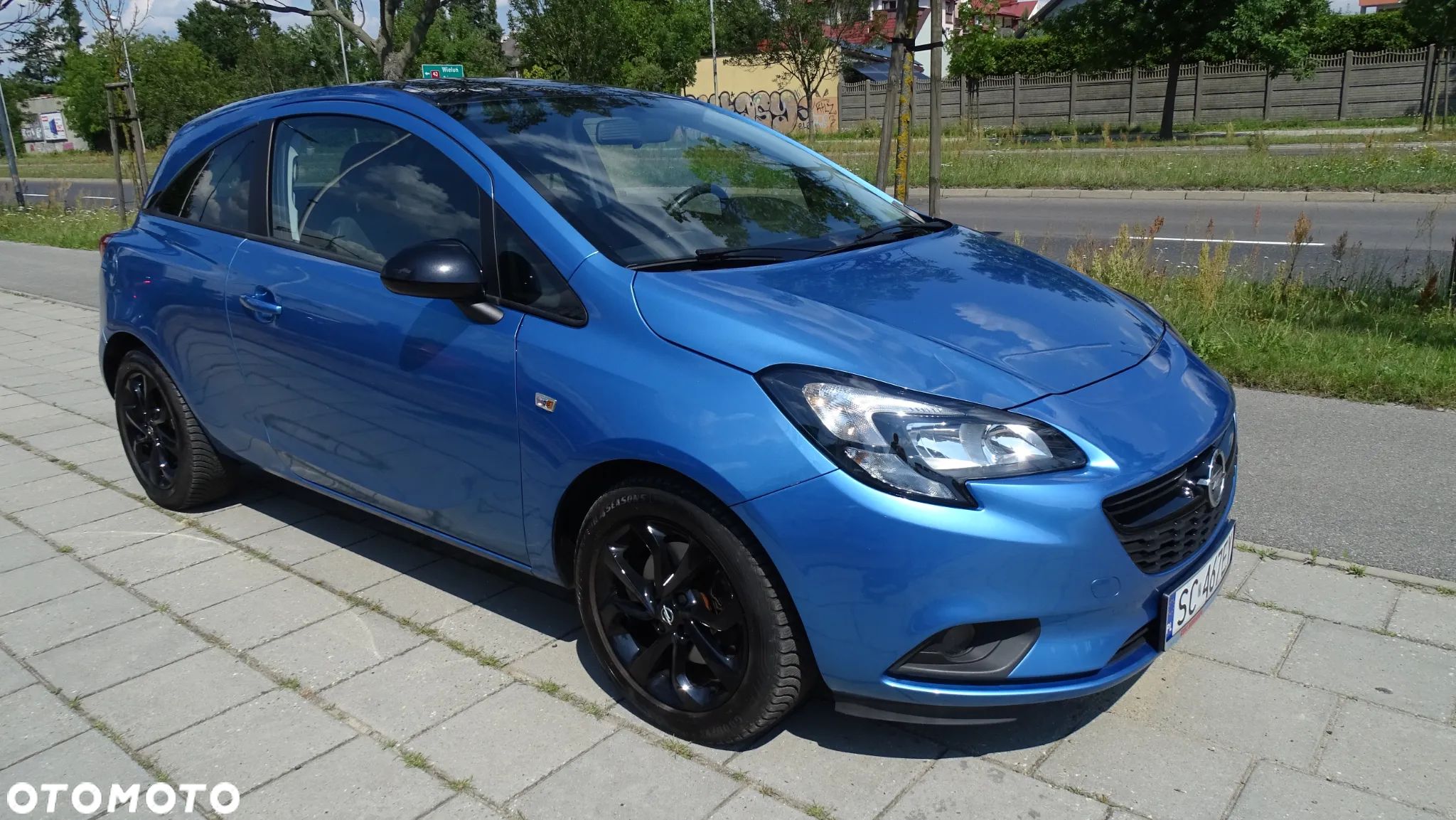 Opel Corsa 1.4 T Color Edition S&S - 1