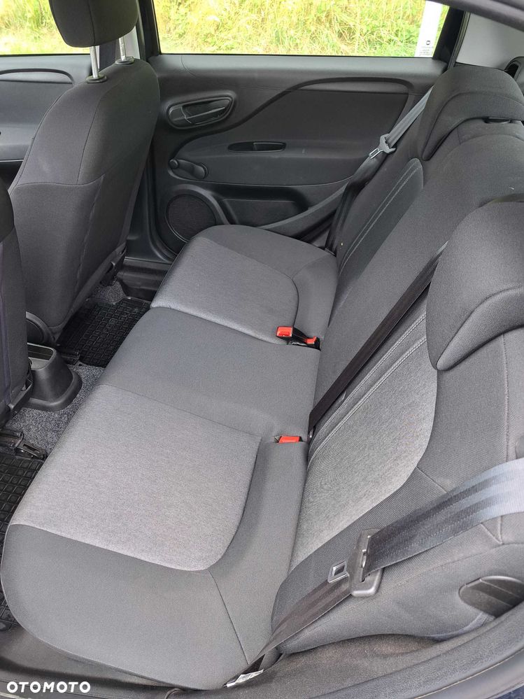 Fiat Grande Punto - 8