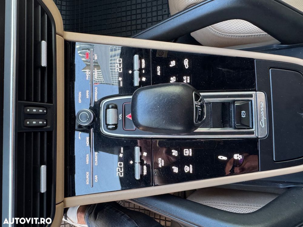 Porsche Cayenne Tiptronic S - 23