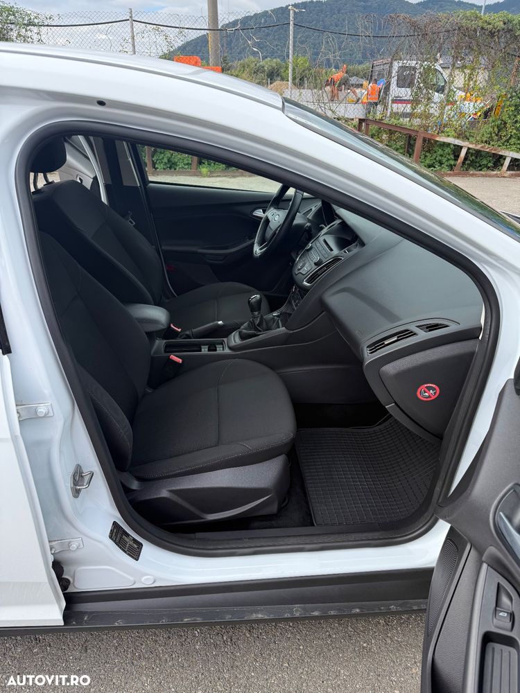 Ford Focus 1.0 EcoBoost Start-Stopp-System COOL&CONNECT DESIGN - 18