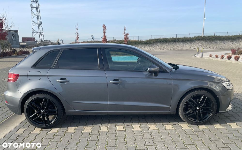 Audi A3 Sportback - 5