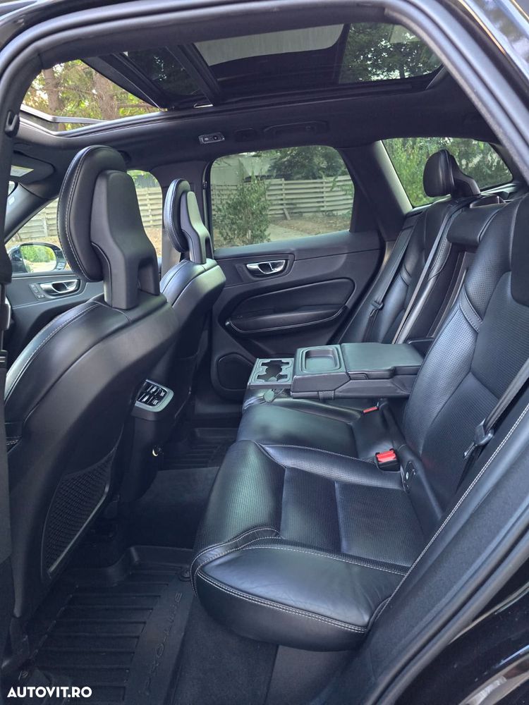 Volvo XC 60 D5 AWD Inscription - 11