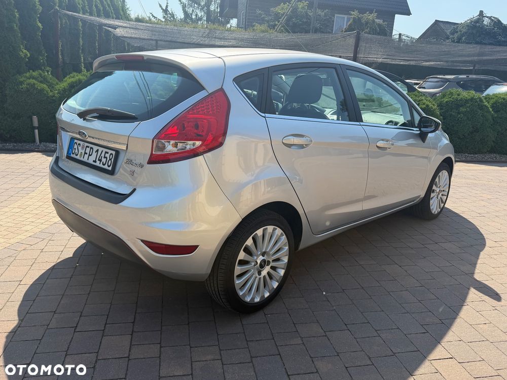 Ford Fiesta 1.25 Titanium - 11