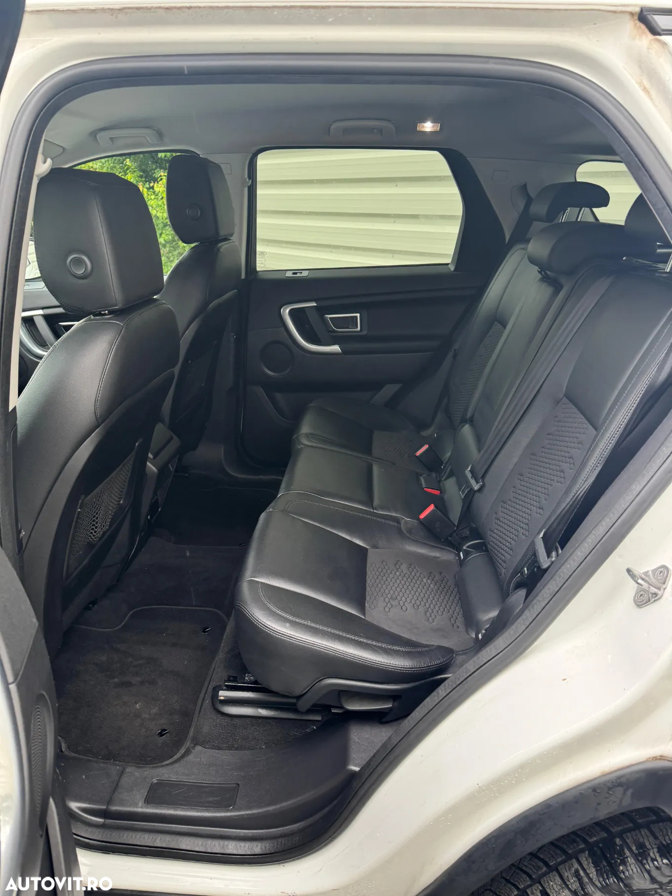 Land Rover Discovery Sport 2.0 l TD4 HSE Aut. - 8