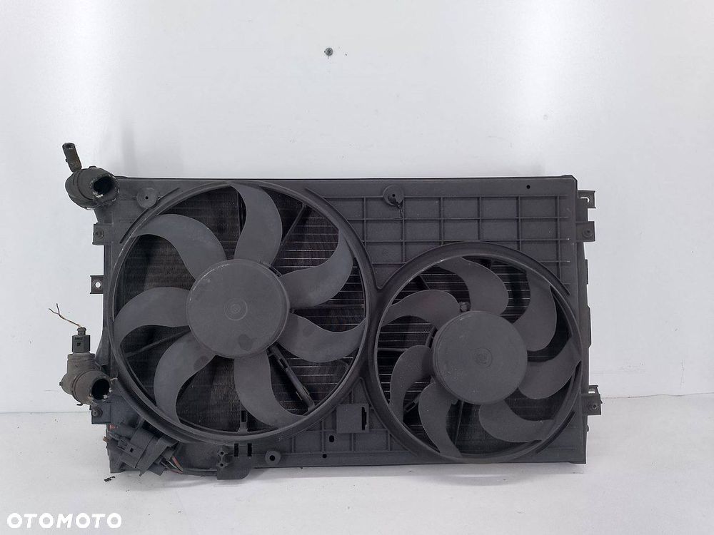 CHŁODNICA WODY Z WENTYLATOREM SKODA OCTAVIA II 1K0121253AA  1K0121207T 1.9 - 1