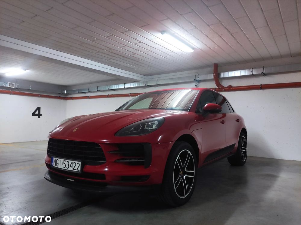 Porsche Macan - 1