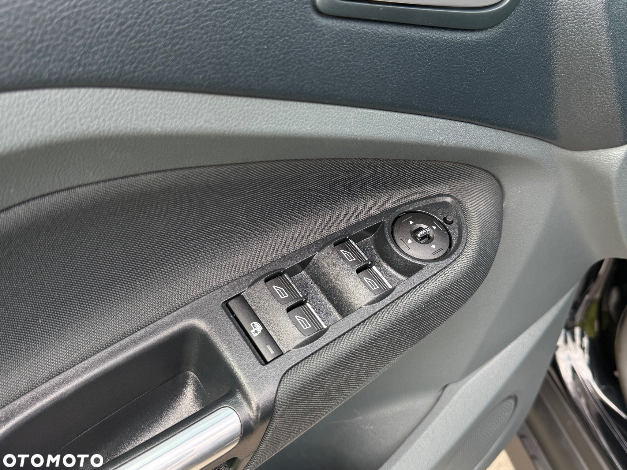 Ford C-MAX 1.6 EcoBoost Titanium ASS - 16