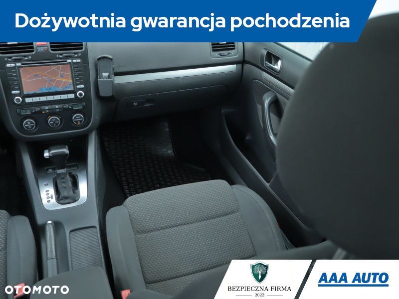 Volkswagen Golf Variant - 10