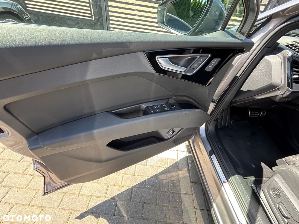 Audi Q4 e-tron 50 quattro - 19