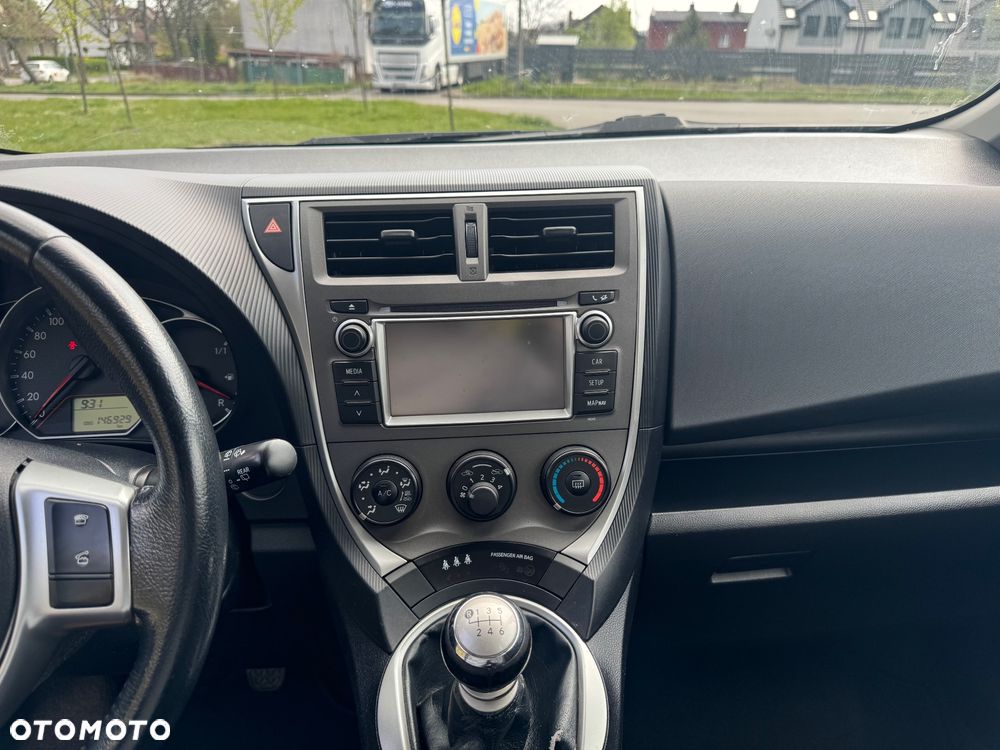 Toyota Verso S 1.33 Premium - 14