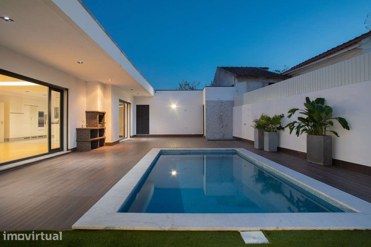 Moradia T4 Térrea, com piscina – Vila Nogueira de Azeitão - Grande imagem: 4/39