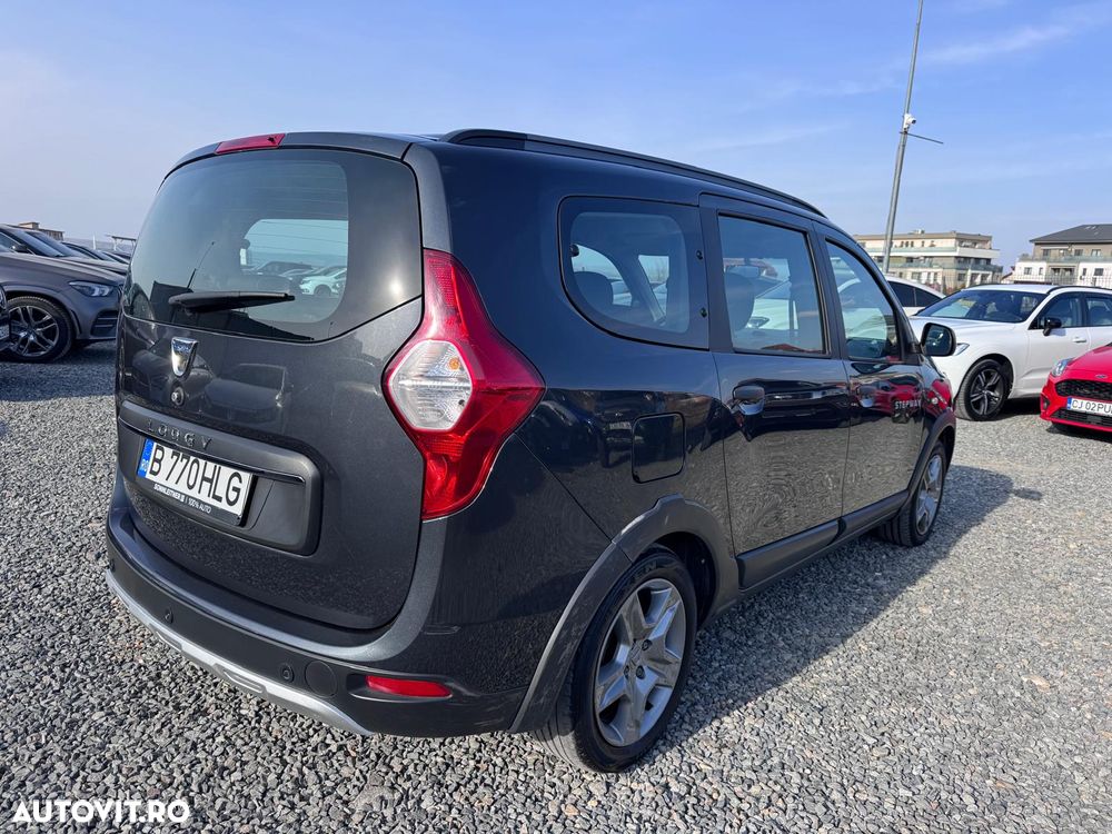 Dacia Lodgy 1.5 Blue dCi Stepway - 3