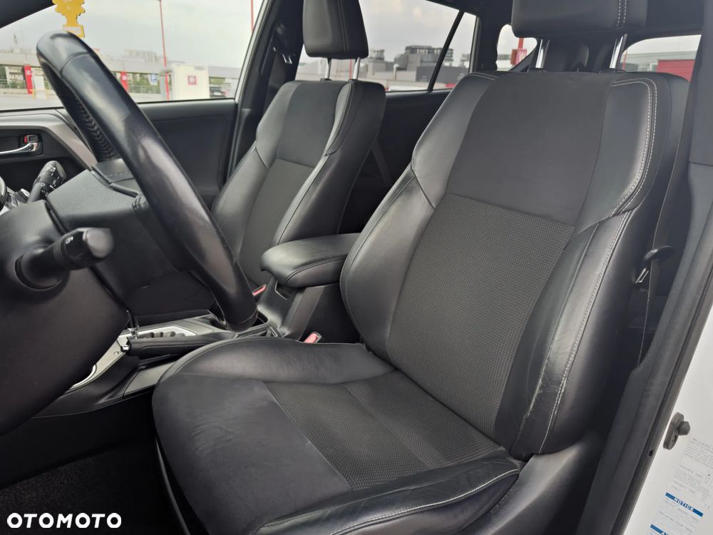 Toyota RAV4 Hybrid Prestige 4x4 - 8