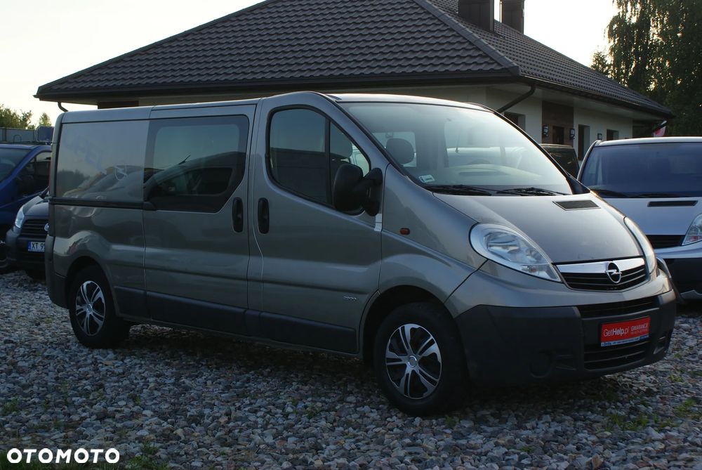 Opel Vivaro - 16