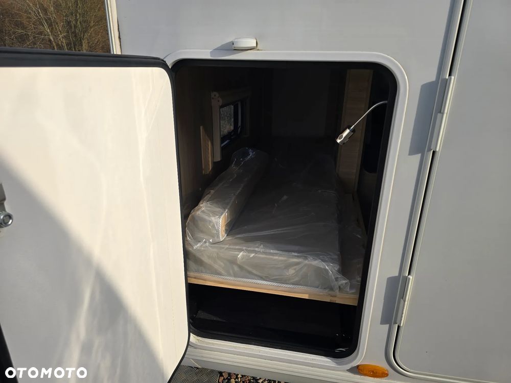 Caravelair 426 alba 1150dmc 3 sypialnie PIĘTRUS hobby adria knaus - 5