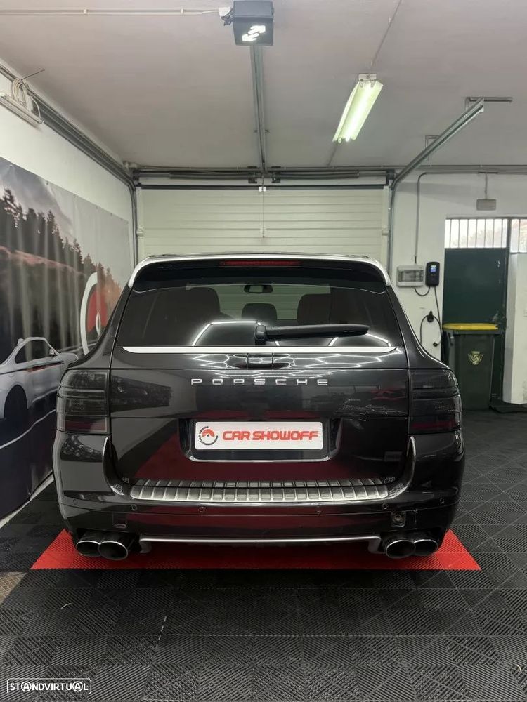 Porsche Cayenne S Tiptronic - 4