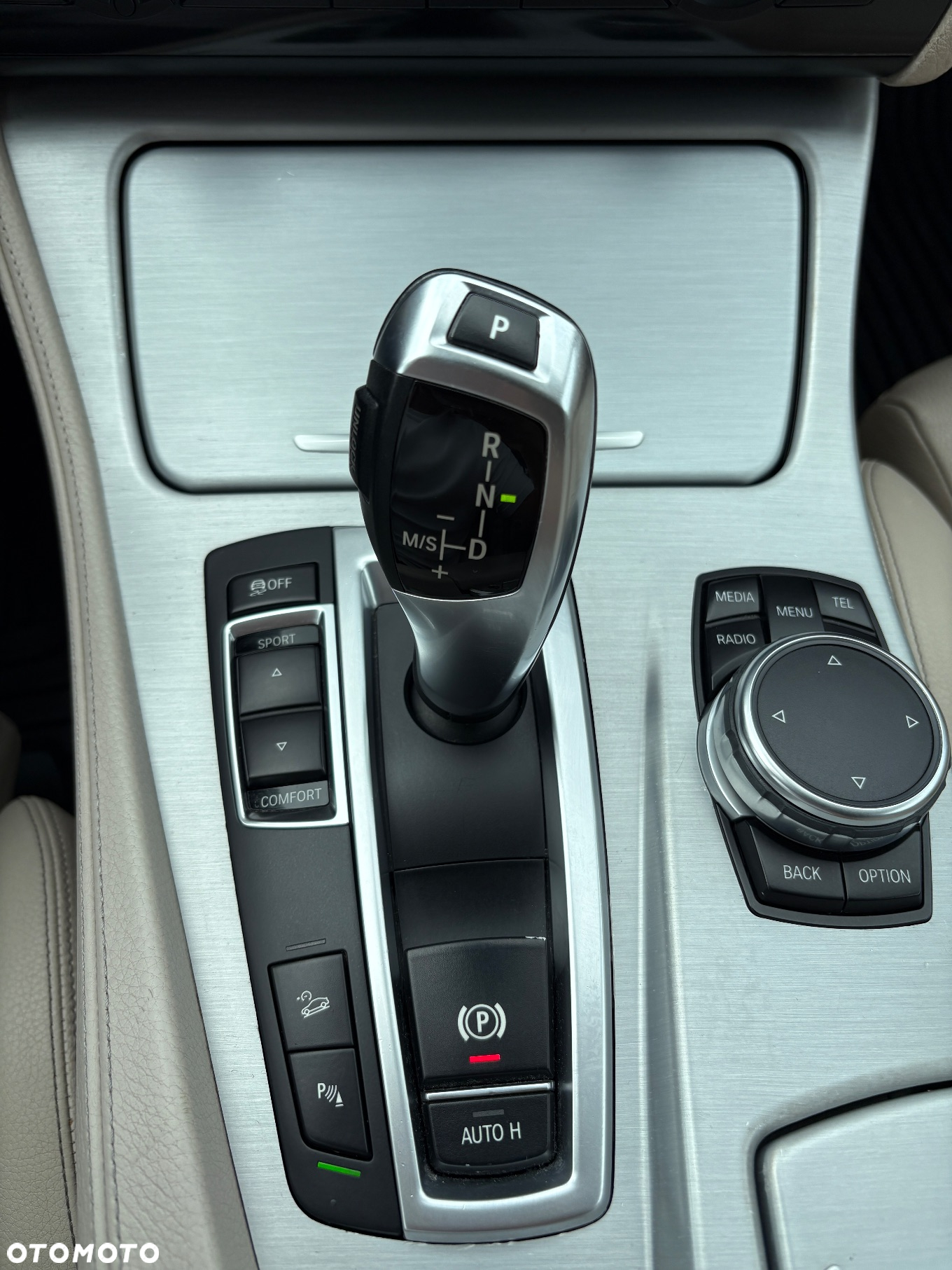 BMW Seria 5 520d xDrive Modern Line - 16