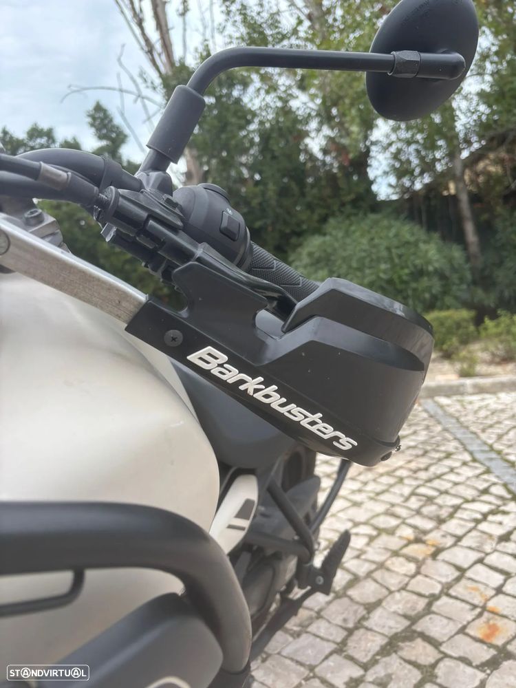 Royal Enfield Himalayan - 11