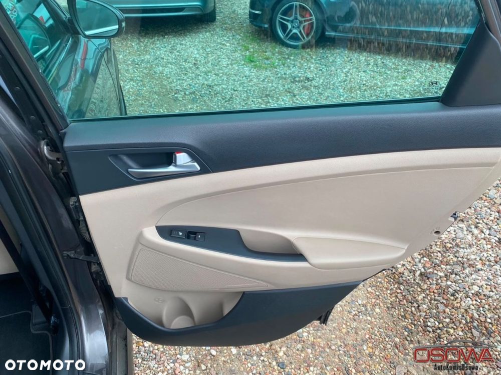 Hyundai Tucson blue 1.7 CRDi 2WD Passion Plus - 41