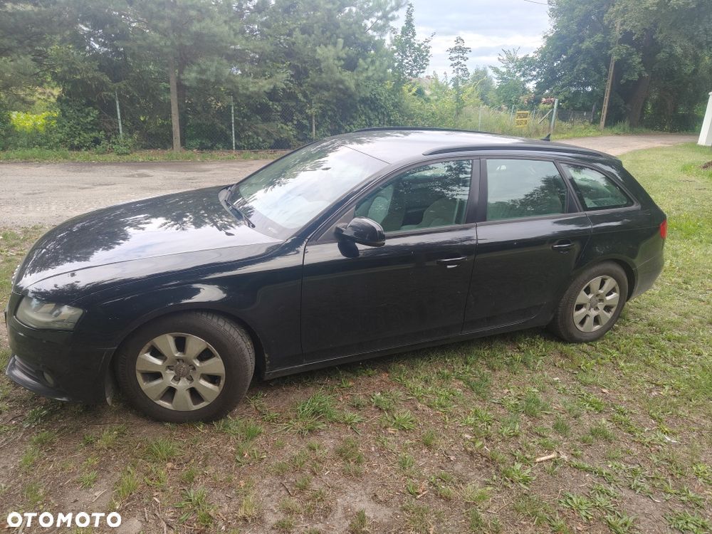 Audi A4 Avant - 4
