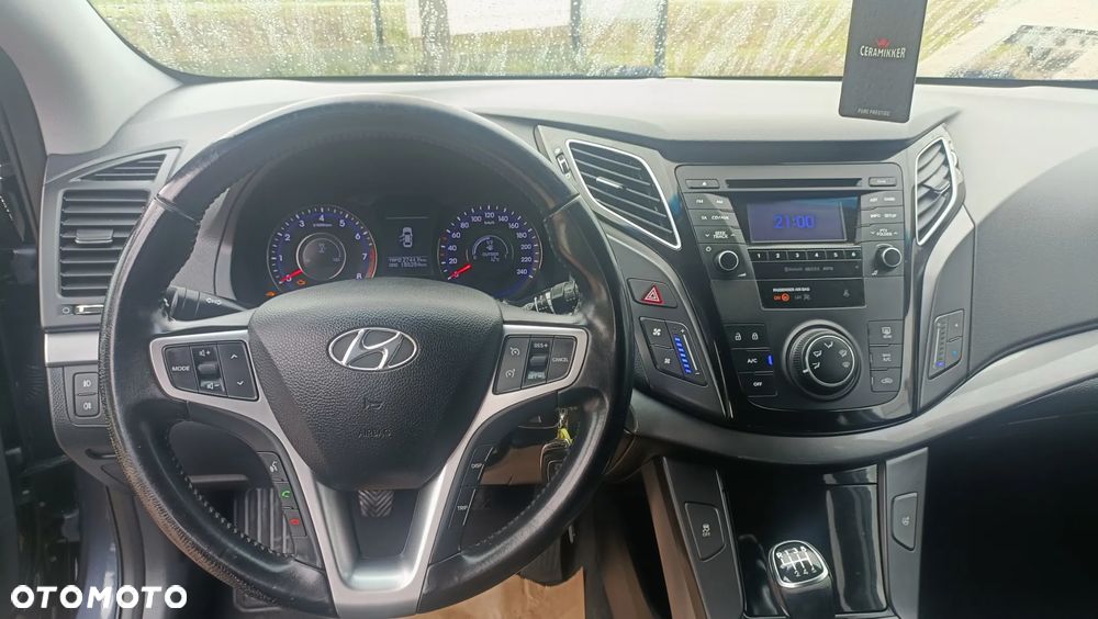 Hyundai i40 - 12