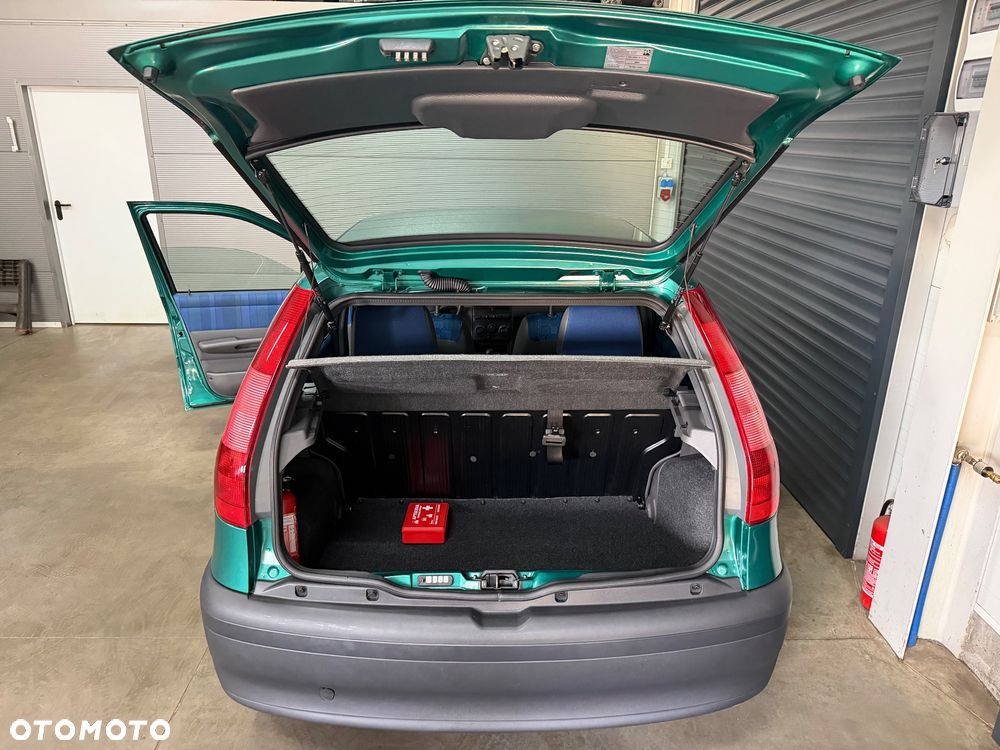 Fiat Punto - 10