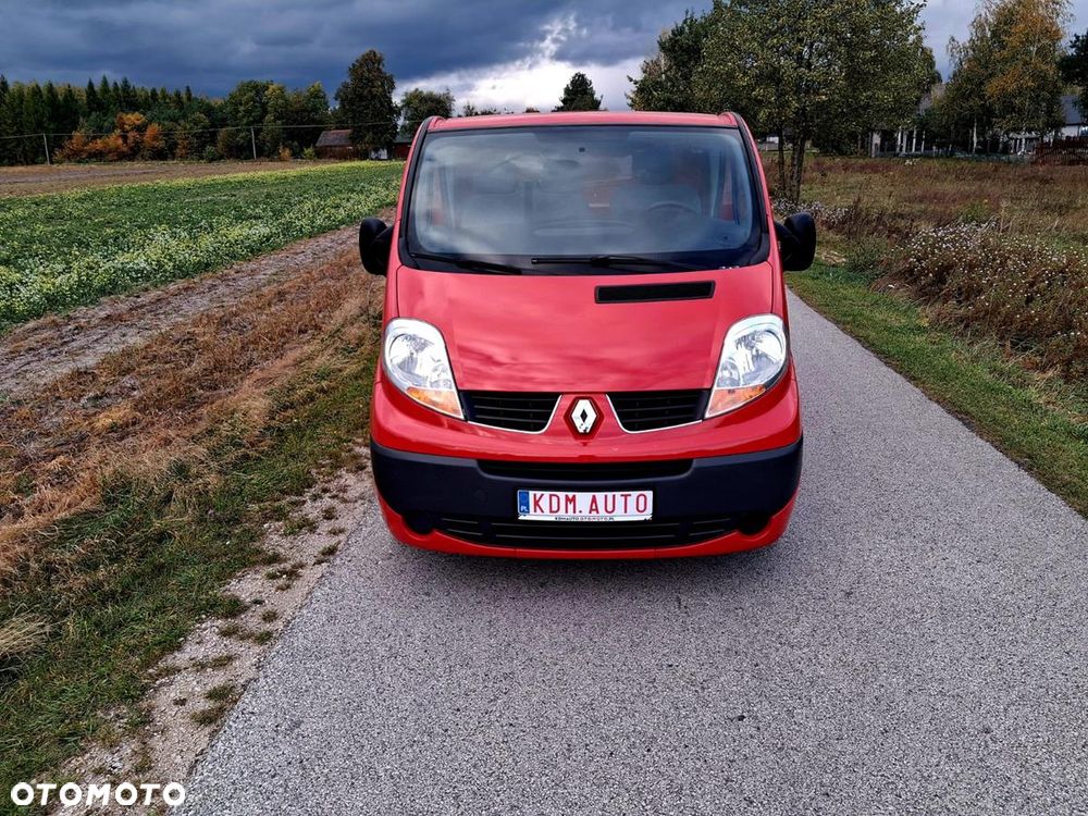 Renault Trafic - 2
