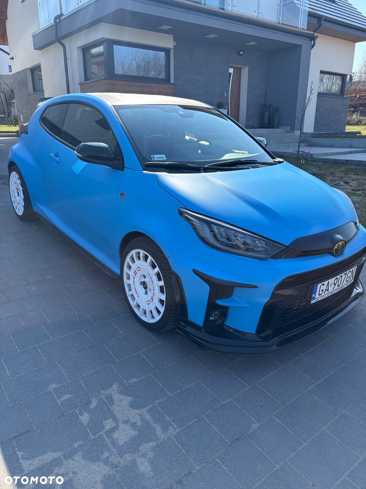Toyota Yaris - 1