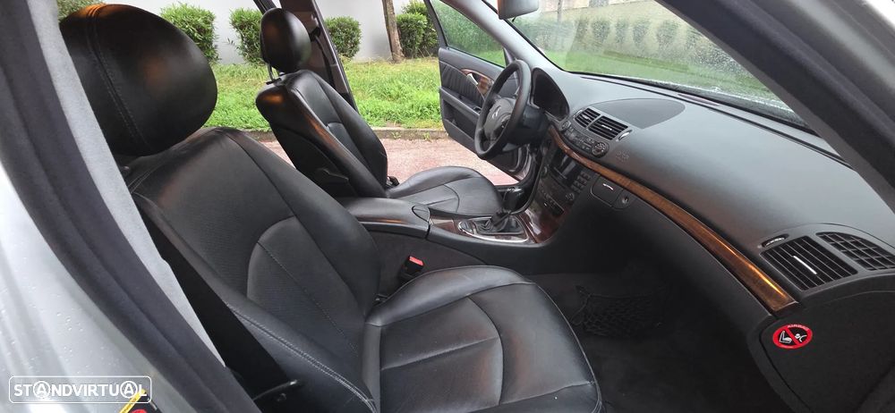 Mercedes-Benz E 220 CDi Elegance - 17