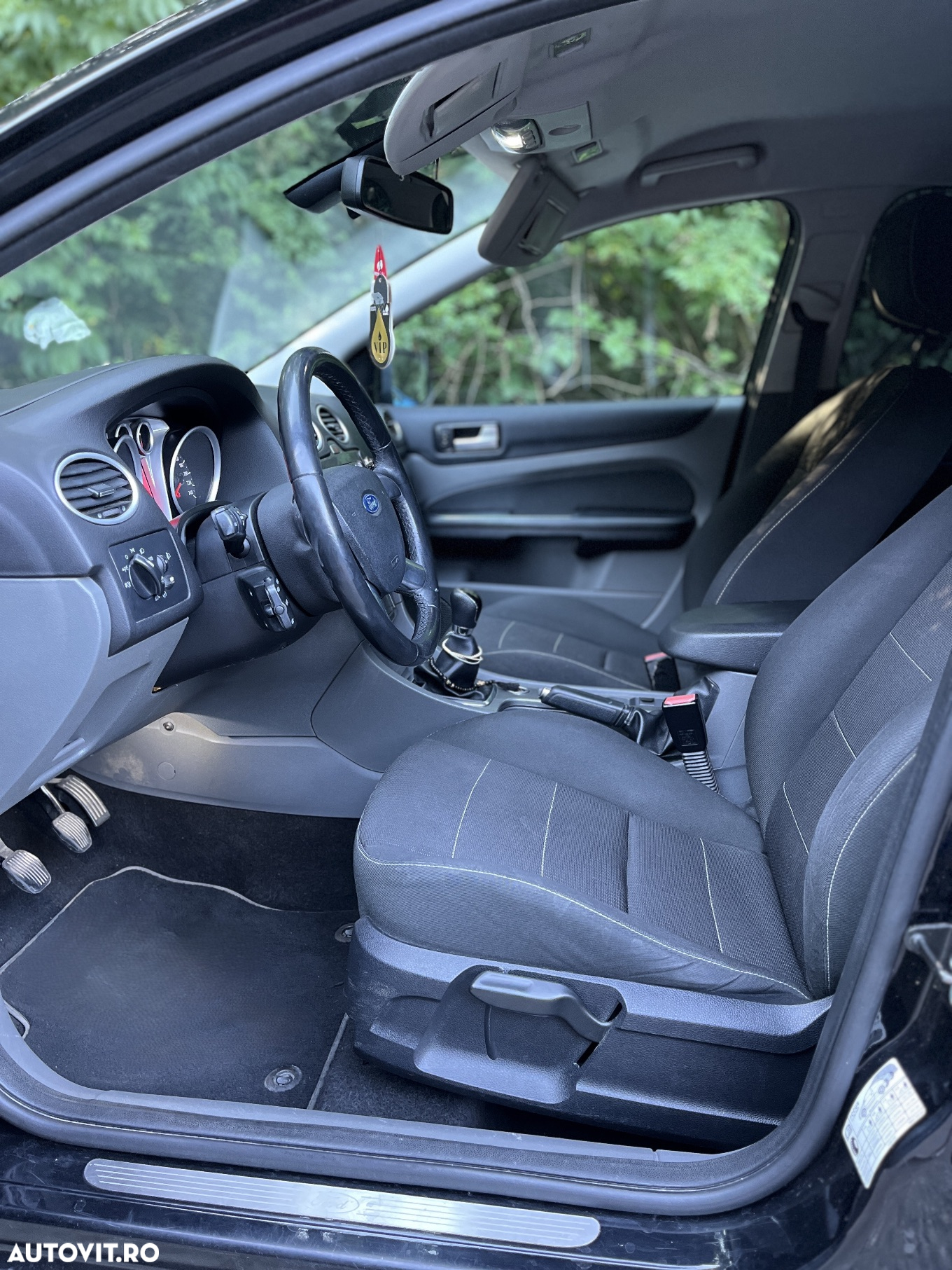 Ford Focus 1.6 TDCi DPF Titanium - 9