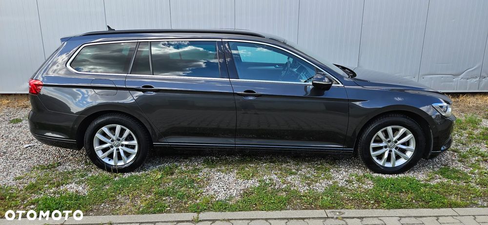 Volkswagen Passat 1.6 TDI (BlueMotion Technology) Trendline - 14