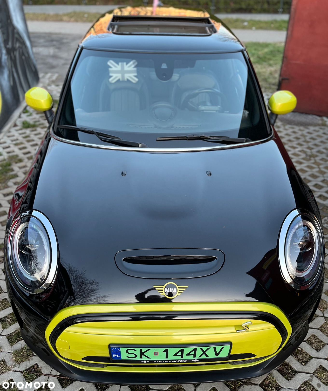 MINI Cooper SE Yours Trim - 7