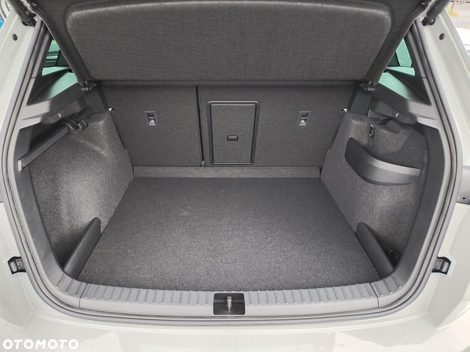 Skoda Karoq 1.5 TSI ACT Sportline DSG - 17