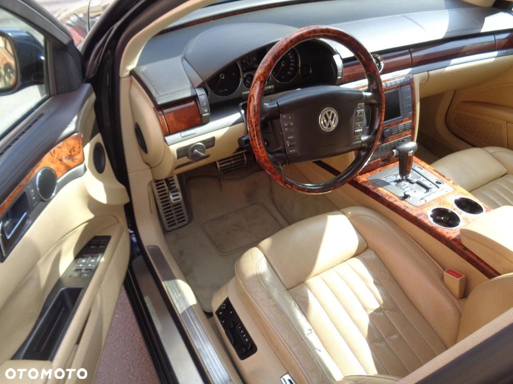 Volkswagen Phaeton 3.0 V6 TDI 4Mot (5 os.) - 21