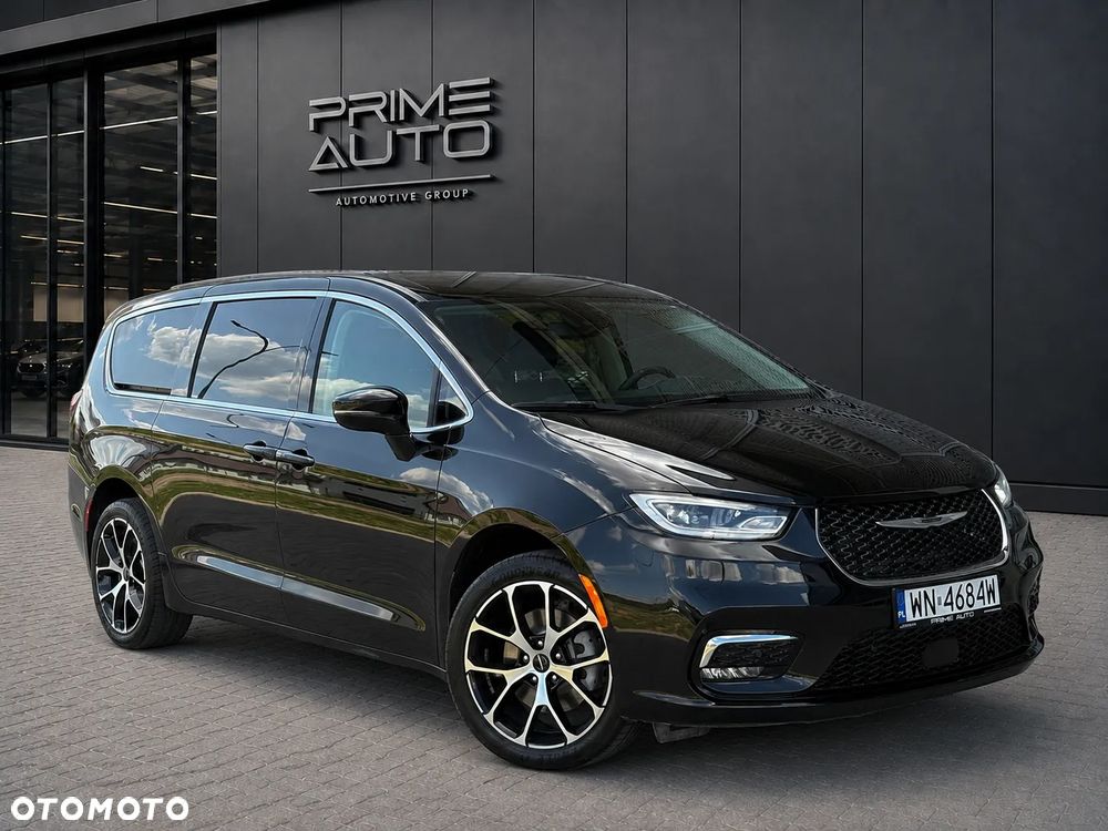 Chrysler Pacifica - 8