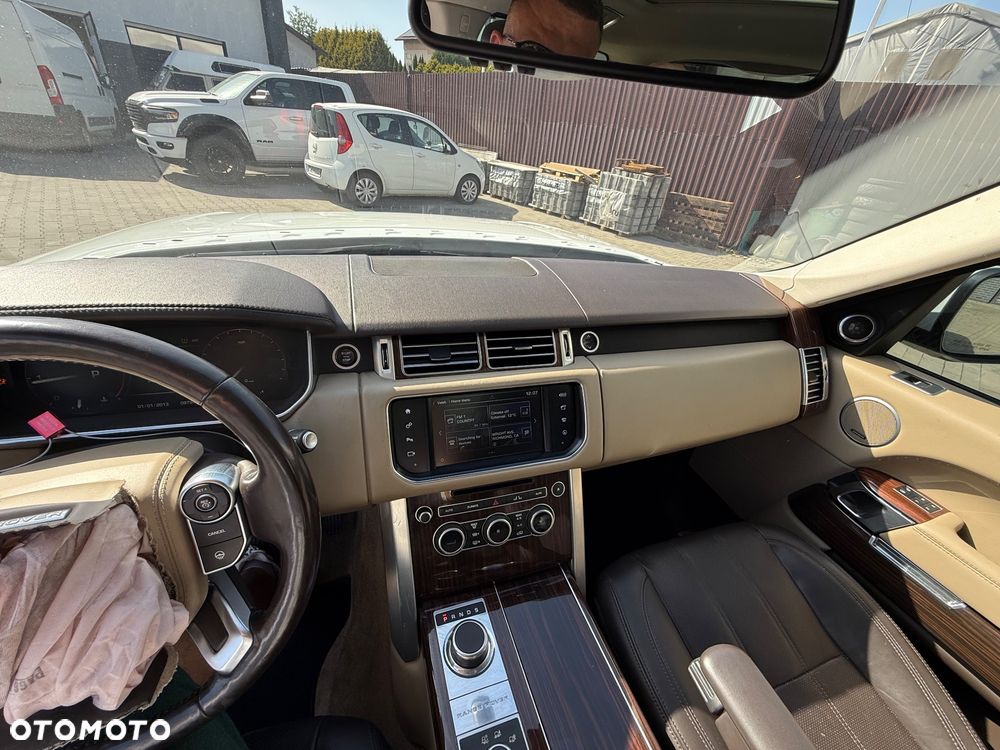 Land Rover Range Rover TDV6 HSE - 11