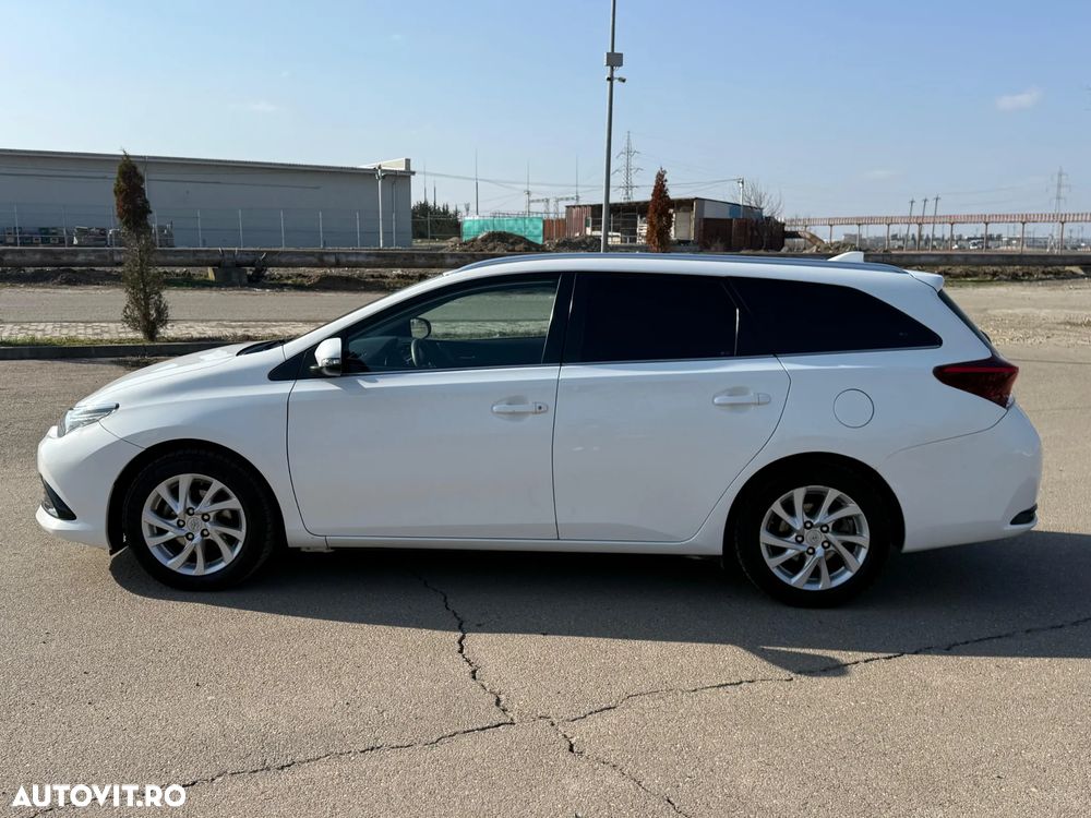 Toyota Auris 1.8 VVT-i Automatik Comfort - 5