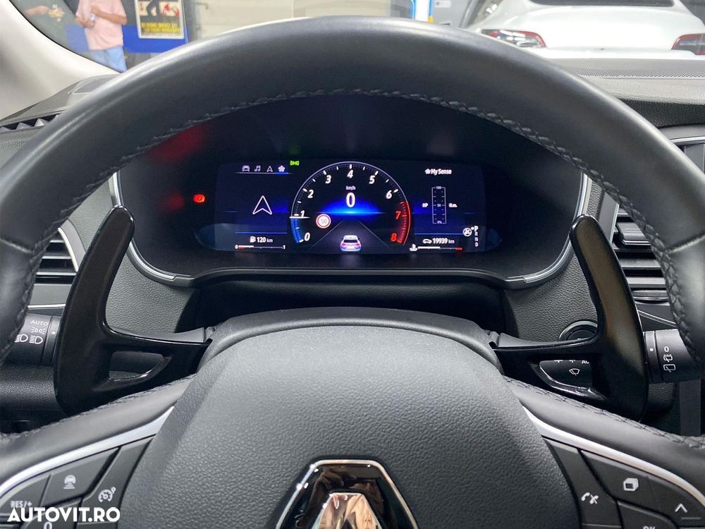 Renault Megane Grandtour TCe 140 GPF EDC TECHNO - 25