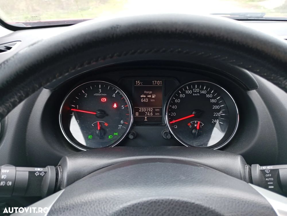 Nissan Qashqai 1.5 dCi DPF acenta - 5