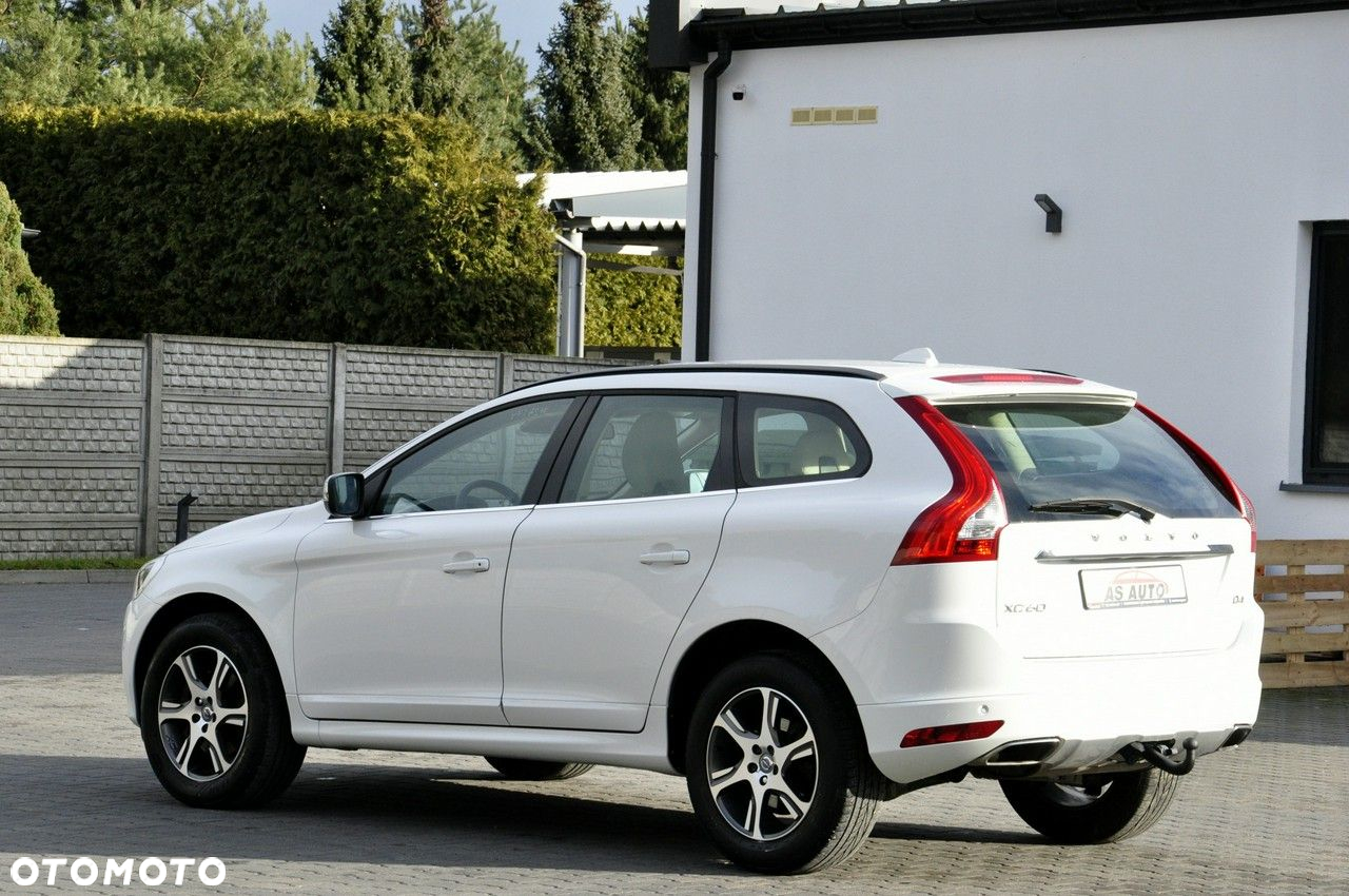 Volvo XC 60 D4 Drive-E Momentum - 36