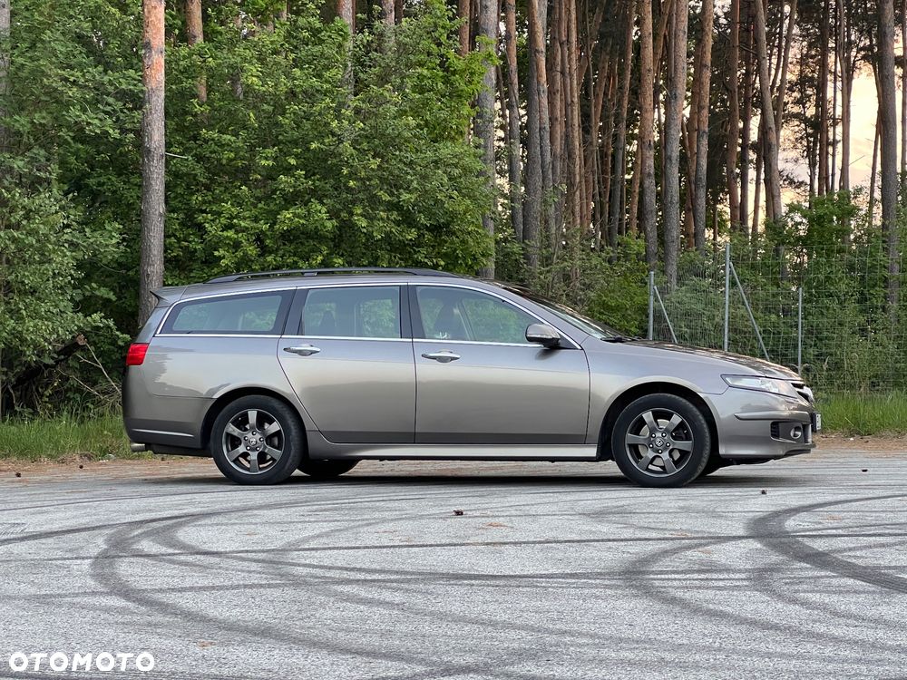 Honda Accord 2.0 Executive - 4