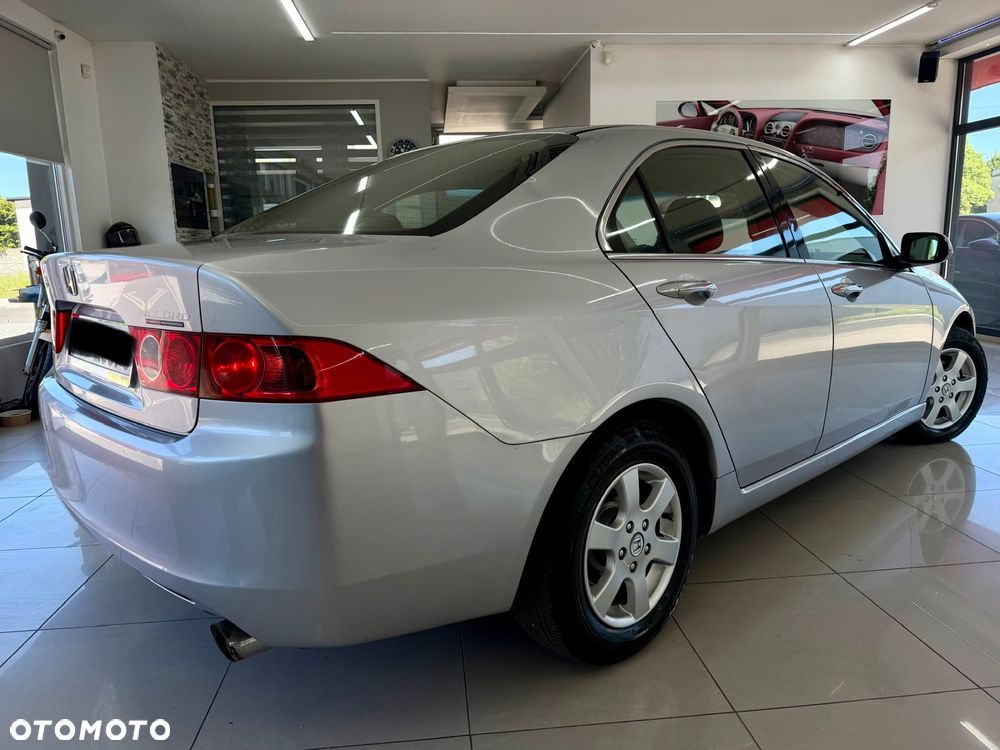 Honda Accord 2.0 Comfort - 21